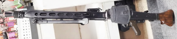 German MG42/S.A.33